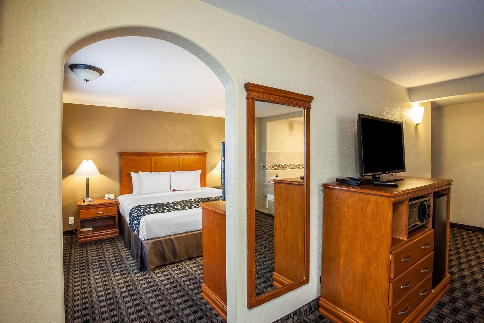 Clarion Inn Renton-Seattle Extérieur photo
