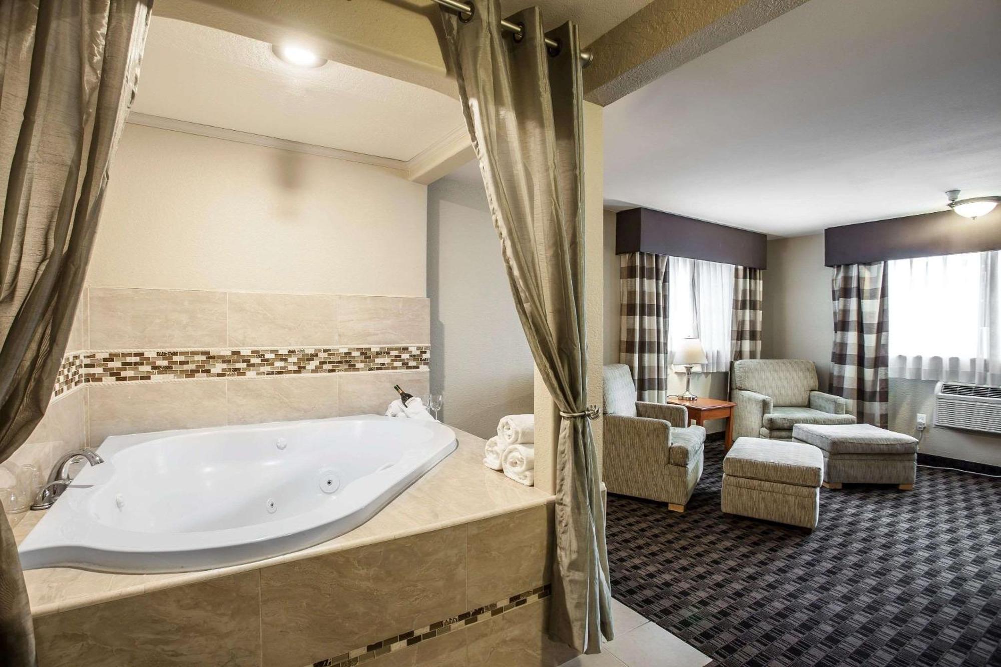 Clarion Inn Renton-Seattle Extérieur photo