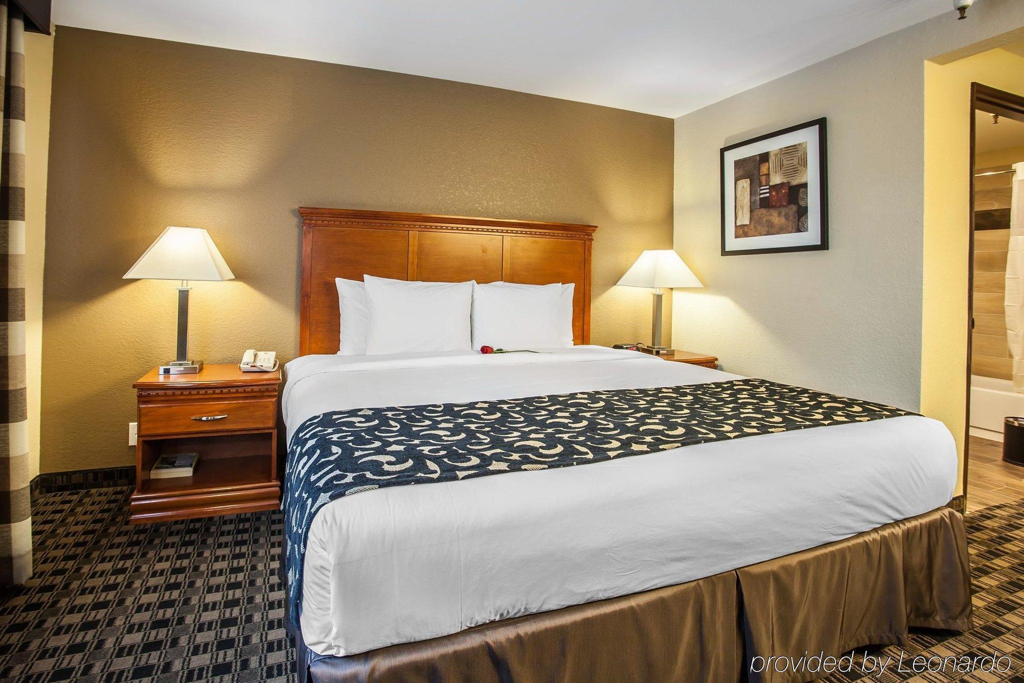 Clarion Inn Renton-Seattle Extérieur photo