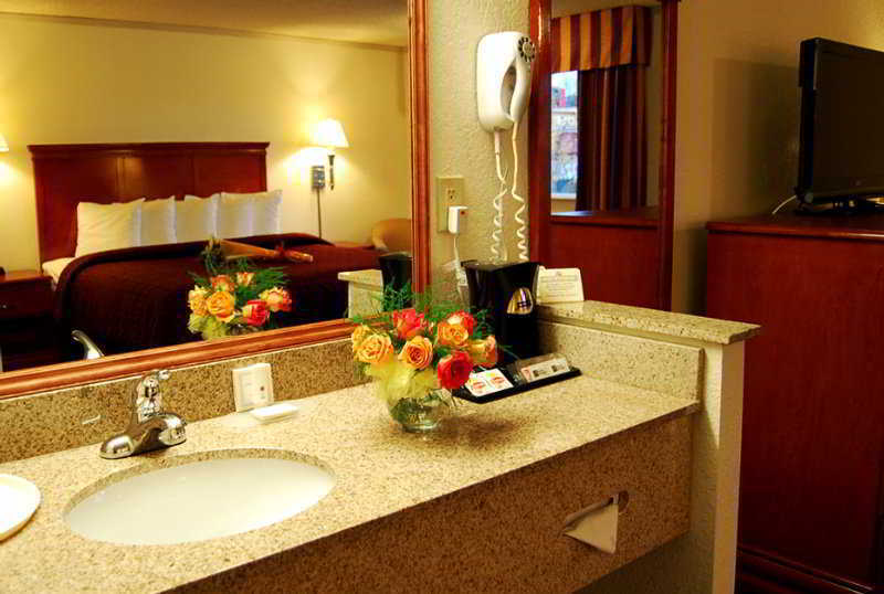 Clarion Inn Renton-Seattle Extérieur photo